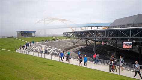 American family amphitheater - The American Family Insurance Amphitheater is located on the south end of the Henry Maier Festival Park on Lake Michigan in downtown Milwaukee. Remember to plan ahead and allow extra time for travel during events. Passenger dropoff and entrance gates are located at the end of East Summerfest Place and Harbor Drive. 